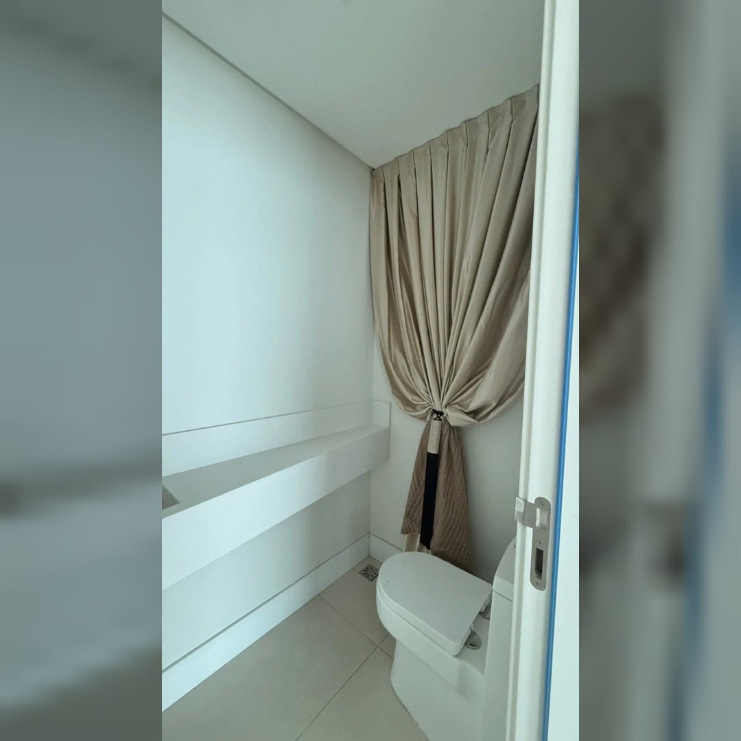 Apartamento 4 suítes para Locação Anual no bairro Fazenda em Itajaí